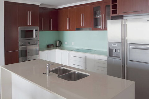 Waters Edge Apartments Cairns - Tourism Gold Coast 6
