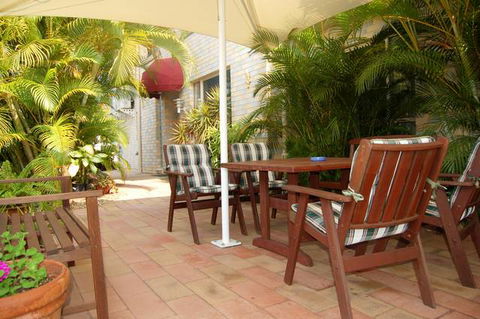 While Away Bed & Breakfast - Tourism Gold Coast 4