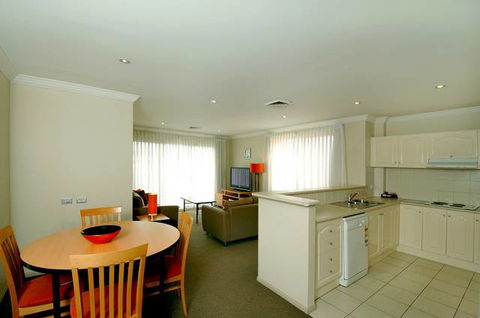 Wollongong Serviced Apartments - Tourism Gold Coast 2