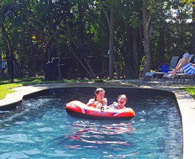 Emeraldene Inn And Eco-Lodge - Tourism Gold Coast 0