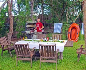 Emeraldene Inn And Eco-Lodge - Tourism Gold Coast 2