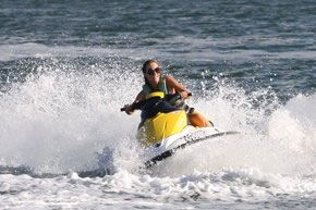 Extreme Jet Ski Hire - Tourism Gold Coast 0