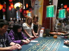 Crown Entertainment Complex - Tourism Gold Coast 2