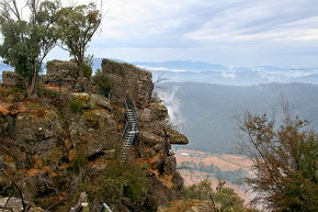 Power's Lookout - Tourism Gold Coast 0