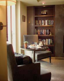 Lyall Hotel And Spa - Gold Coast 2