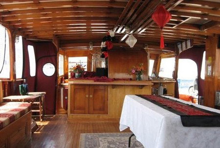 Oriental Queen Cruises - Tourism Gold Coast 1