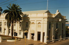 Geraldton Regional Art Gallery - Tourism Gold Coast 0
