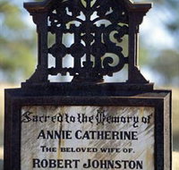 Old Southern Cross Cemetery - Tourism Gold Coast