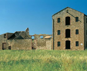 Clinchs Mill - Tourism Gold Coast 0