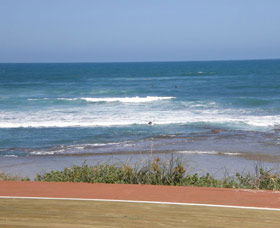 Flat Rocks - Tourism Gold Coast 0