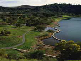 Mount Gambier Crater Lakes - Tourism Gold Coast 0