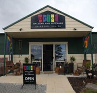 Artel Gallery and Giftware - Tourism Gold Coast
