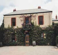 Clos Clare - Tourism Gold Coast