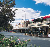 Hutt Street - Tourism Gold Coast