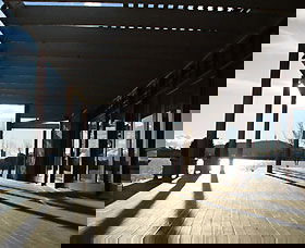 The Boat House By The Lake - Tourism Gold Coast 0