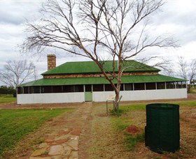 Tennant Creek Telegraph Station - Tourism Gold Coast 0