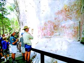 The Art Gallery - Tourism Gold Coast 0