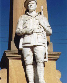 Beaudesert War Memorial - Tourism Gold Coast 0
