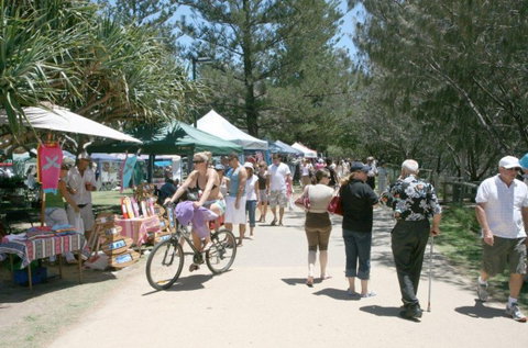 Burleigh Heads Markets - Tourism Gold Coast 5
