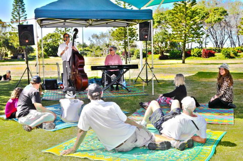 Burleigh Heads Markets - Tourism Gold Coast 8