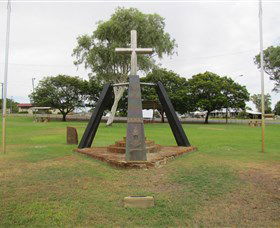 Richmond War Memorial - Tourism Gold Coast 0