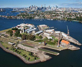 Cockatoo Island - Tourism Gold Coast 0