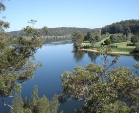 Hanging Rock Lookout - Tourism Gold Coast 0