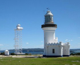 Point Perpendicular Lighthouse And Lookout - Tourism Gold Coast 0