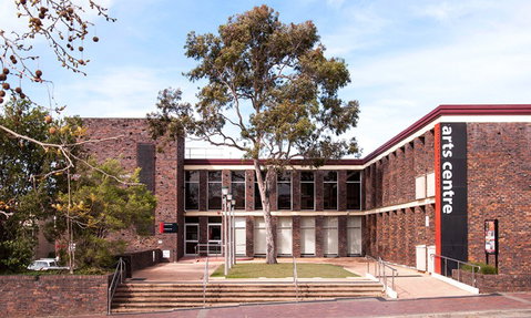 Shoalhaven City Arts Centre - Tourism Gold Coast 0
