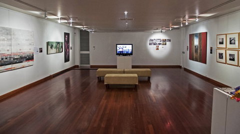 Shoalhaven City Arts Centre - Tourism Gold Coast 2
