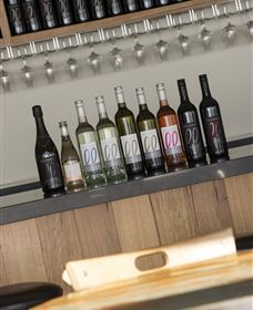 BAIE Wines - Tourism Gold Coast 0