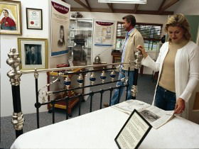 Sister Kenny Memorial - Tourism Gold Coast 1