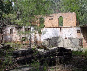 Newnes Shale Oil Ruins - Tourism Gold Coast 0