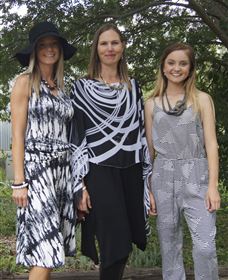 Sacs On Jenkins - Tourism Gold Coast 1