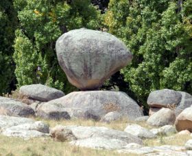 Balancing Rock - Gold Coast 0