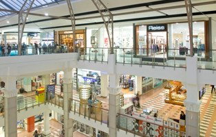 Broadway Shopping Centre - Gold Coast 1