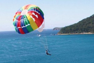Port Stephens Parasailing - Tourism Gold Coast 1
