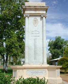 Charleville War Memorial - Tourism Gold Coast 1