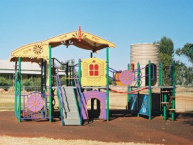 Charleville - Graham Andrews Parklands - Tourism Gold Coast 4