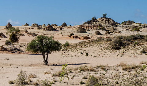 Walls Of China - Tourism Gold Coast 2