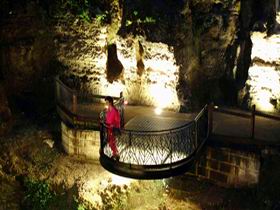 Cave Gardens - Tourism Gold Coast 1