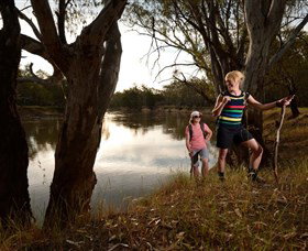 Narrandera Bike And Hike Track - Tourism Gold Coast 0