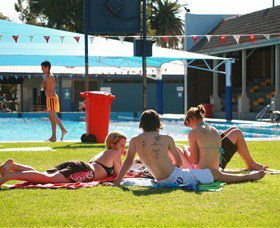 Dubbo Aquatic Leisure Centre - Tourism Gold Coast 1