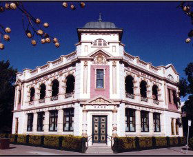 Moree Plains Gallery - Tourism Gold Coast 0