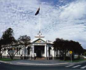 Museum Of The Riverina - Historic Council Chambers Site - Gold Coast 0