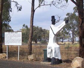 The Henty Man - Tourism Gold Coast 0