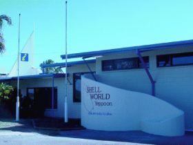 Shell World Yeppoon - Tourism Gold Coast 0