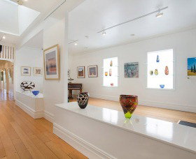 Lost Bear Gallery - Tourism Gold Coast 1