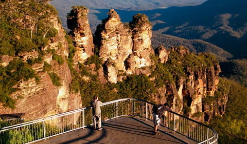 Echo Point Lookout (Three Sisters) - Tourism Gold Coast 0