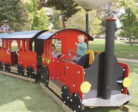 Belmore Park - Tourism Gold Coast 0
